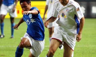 2009年的中超冠军是 2009中超冠军奖牌